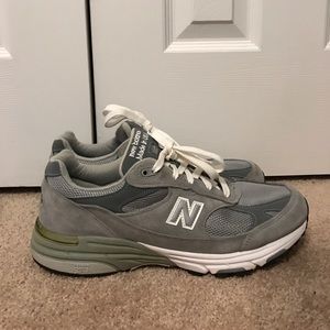 993 new balance sneaker